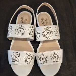 Lifestride Corrine White Slingback  Sandals